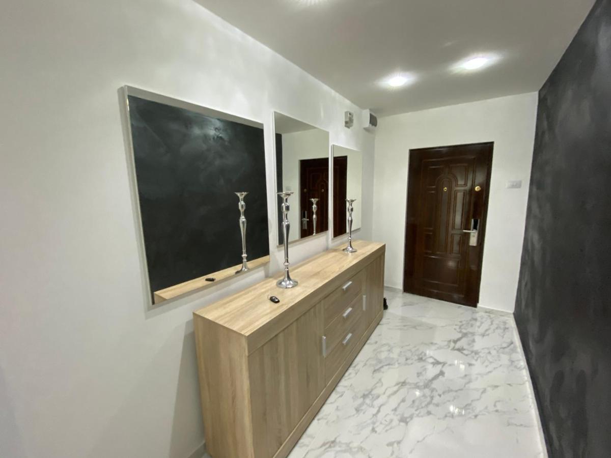 Concept Apartments 3 Camere Târgu-Mureş Eksteriør billede